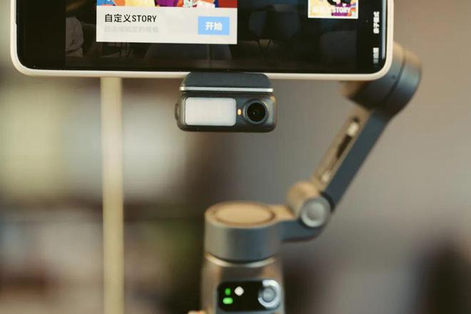 Moblie 7 Pro稳定器首发初体验！尊龙凯时人生就是搏平台549元！大疆OSMO(图4)