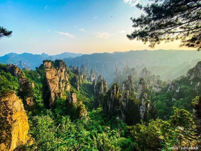 新家庭游5天4晚行程+天门山+芙蓉镇凯时尊龙张家界旅游攻略｜2025最(图3)