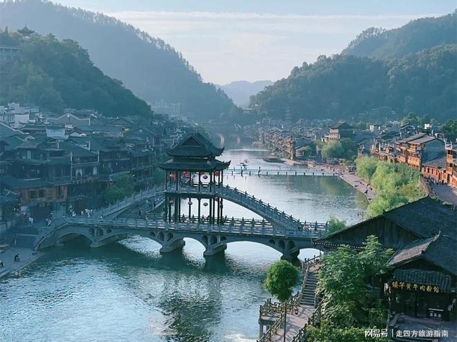 略之景点盛宴！张家界天门山+凤凰古城团凯