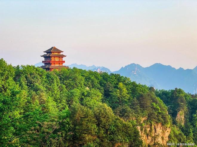 略之景点盛宴！张家界天门山+凤凰古城团凯时尊龙最新网站张家界五天四晚旅游攻(图2)